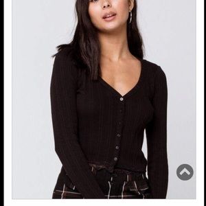 ⚡︎tilly’s crop top⚡︎